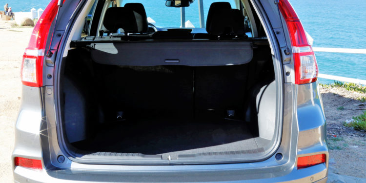 Honda CR-V 1.6 I-DTEC: Espaçoso e Equilibrado! 32