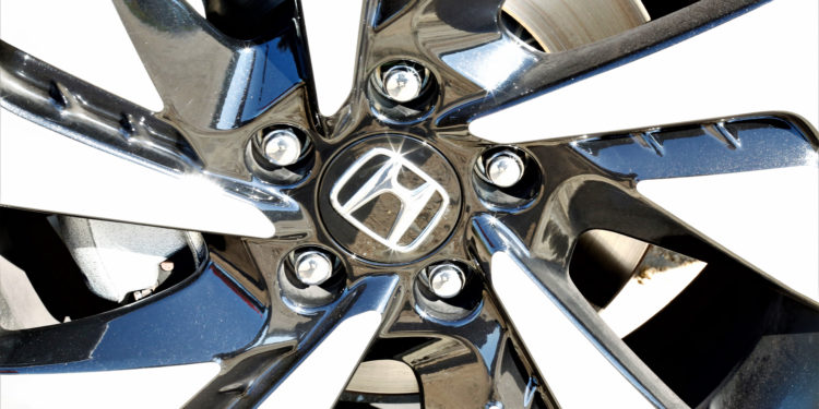 Honda CR-V 1.6 I-DTEC: Espaçoso e Equilibrado! 26