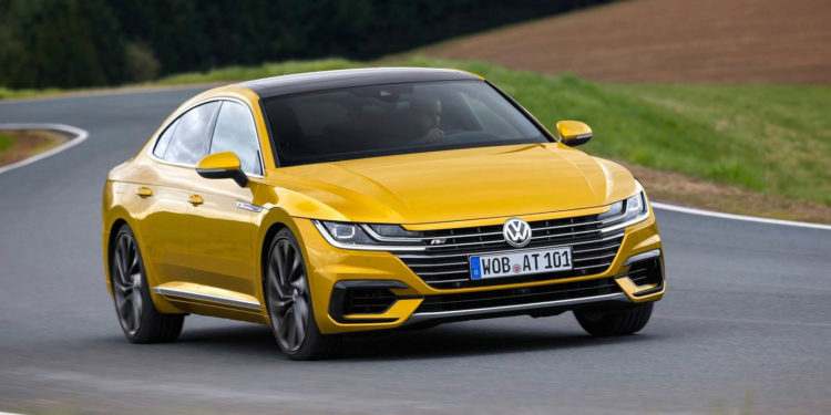 Volkswagen desenvolve Arteon R com 400cv! 16