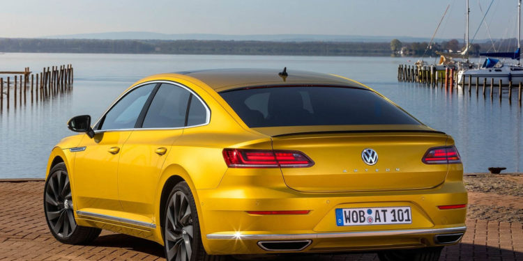 Volkswagen desenvolve Arteon R com 400cv! 13