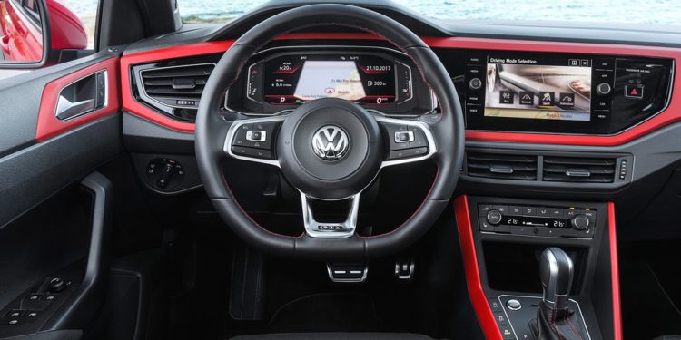 Novo Volkswagen Polo GTI é o mais potente de sempre! 26