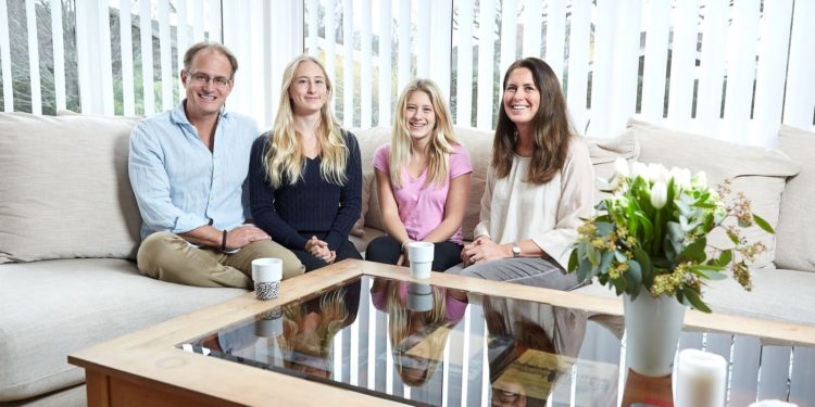 Volvo entrega automóveis autónomos a famílias Suecas! 30