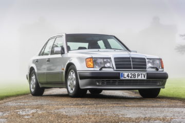 O Mercedes 500E e o Lancia Thema 8.32 de Rowan Atkinson estão à venda! 26