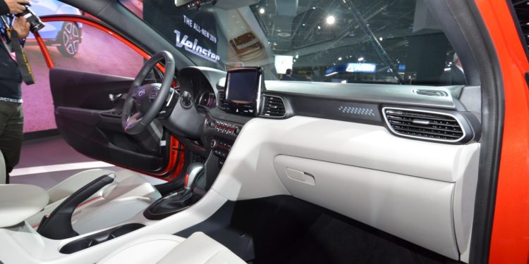 Hyundai revela Veloster no salão de Detroit! 62