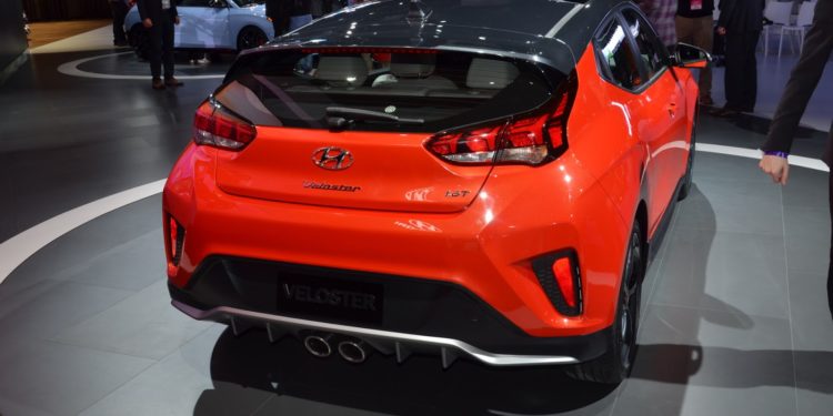 Hyundai revela Veloster no salão de Detroit! 73