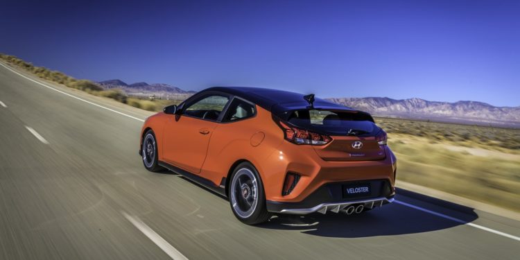 Hyundai revela Veloster no salão de Detroit! 35