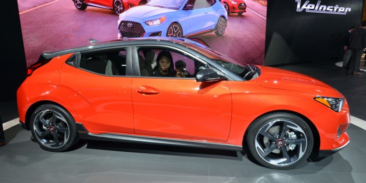 Hyundai revela Veloster no salão de Detroit! 29