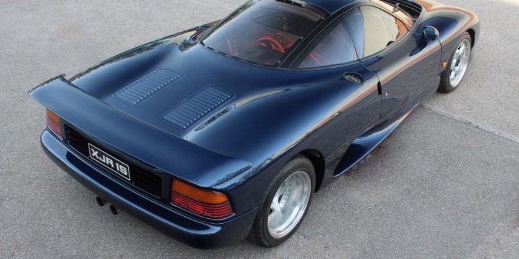 Poderá este Jaguar XJR-15 passar o meio milhão de Euros? 16