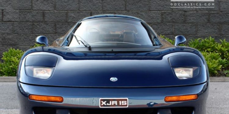 Poderá este Jaguar XJR-15 passar o meio milhão de Euros? 33