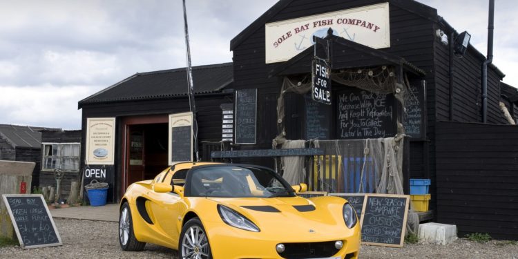 Lotus vai lançar 2 novos desportivos em 2020! 23