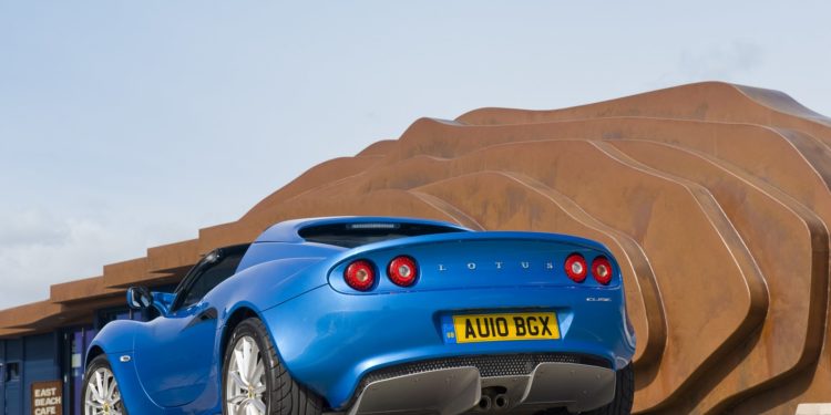 Lotus vai lançar 2 novos desportivos em 2020! 21