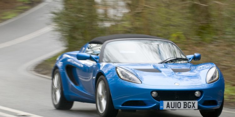Lotus vai lançar 2 novos desportivos em 2020! 19