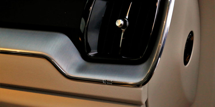 Volvo XC60 D4 AWD Momentum: Ao volante do automóvel mais seguro do segmento! 43