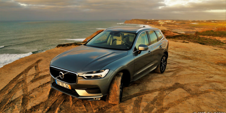 Volvo XC60 D4 AWD Momentum: Ao volante do automóvel mais seguro do segmento! 71