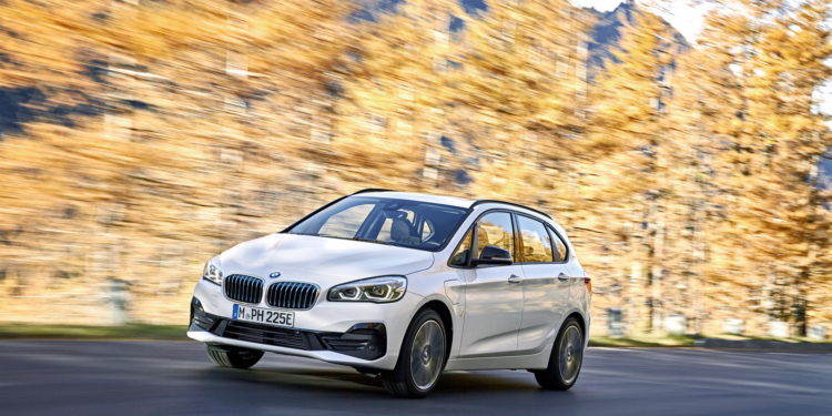 BMW Série 2 Active Tourer e Gran Tourer recebe restyling! 95 BMW Série 2 Active Tourer e Gran Tourer recebe restyling! 95
