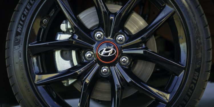 Hyundai revela Veloster no salão de Detroit! 23