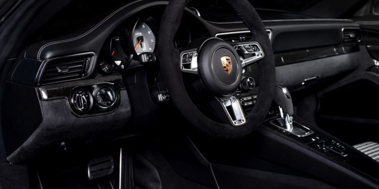 McChip DKR transforma 911 Targa 4 GTS! 18