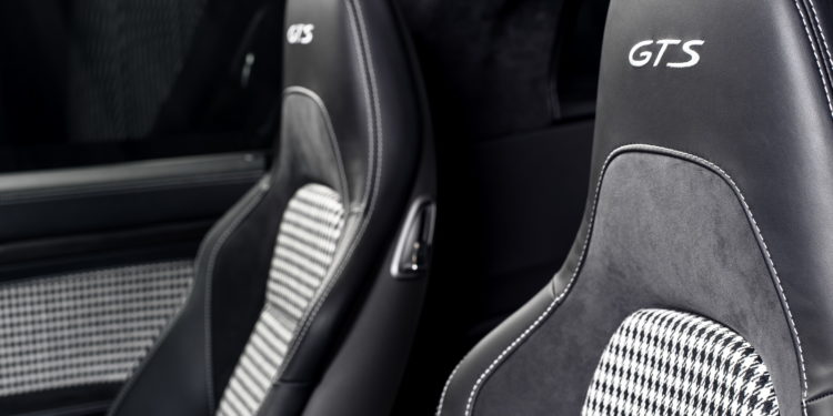 McChip DKR transforma 911 Targa 4 GTS! 13