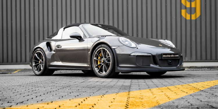 McChip DKR transforma 911 Targa 4 GTS! 22