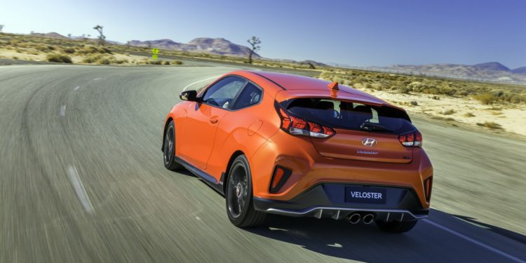 Hyundai revela Veloster no salão de Detroit! 26