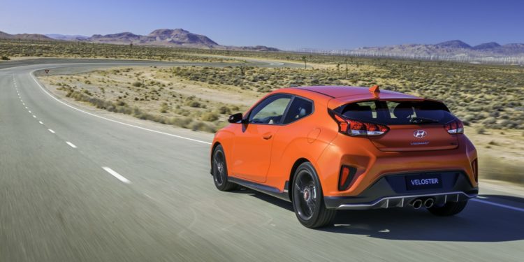 Hyundai revela Veloster no salão de Detroit! 19