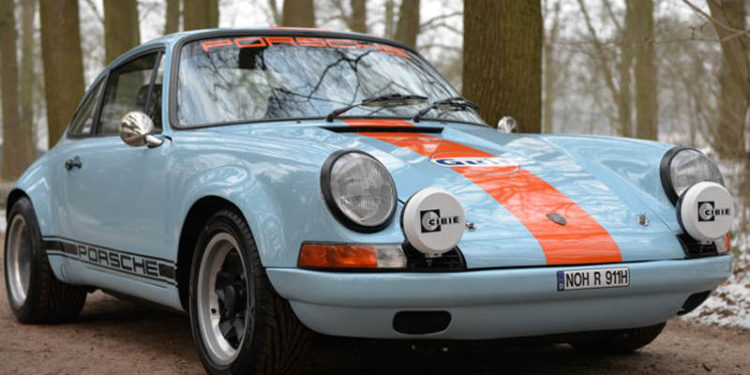 Este Porsche 911 de 1970 com as cores da Gulf vai a leilão! 42