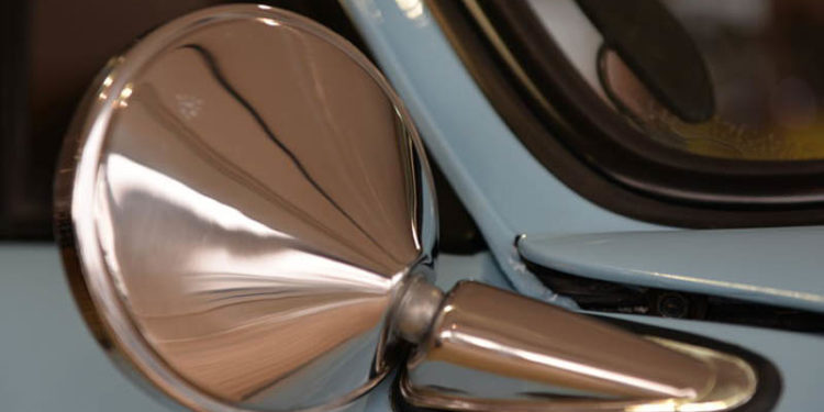 Este Porsche 911 de 1970 com as cores da Gulf vai a leilão! 34