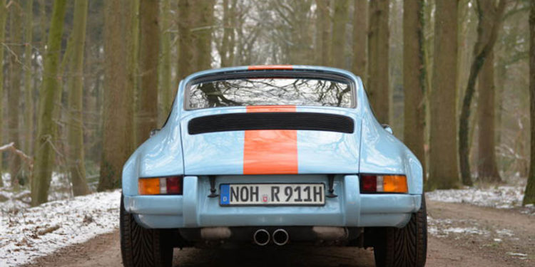 Este Porsche 911 de 1970 com as cores da Gulf vai a leilão! 36