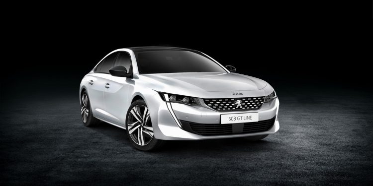 Este é o novo Peugeot 508! 41