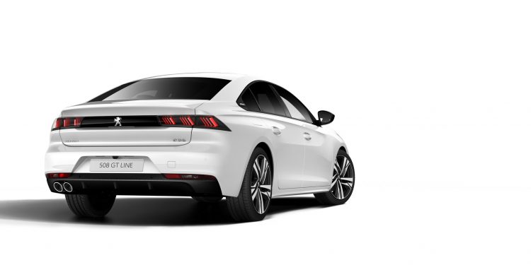 Este é o novo Peugeot 508! 33