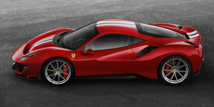 Este é o Ferrari 488 Pista! 18