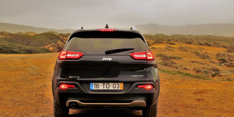 Jeep Cherokee 2.0 Multijet 140cv: Maus caminhos em classe executiva! 54