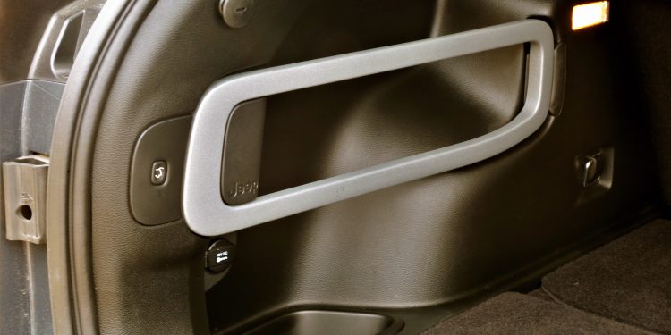 Jeep Cherokee 2.0 Multijet 140cv: Maus caminhos em classe executiva! 51