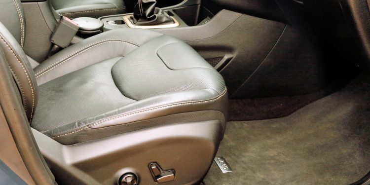 Jeep Cherokee 2.0 Multijet 140cv: Maus caminhos em classe executiva! 48