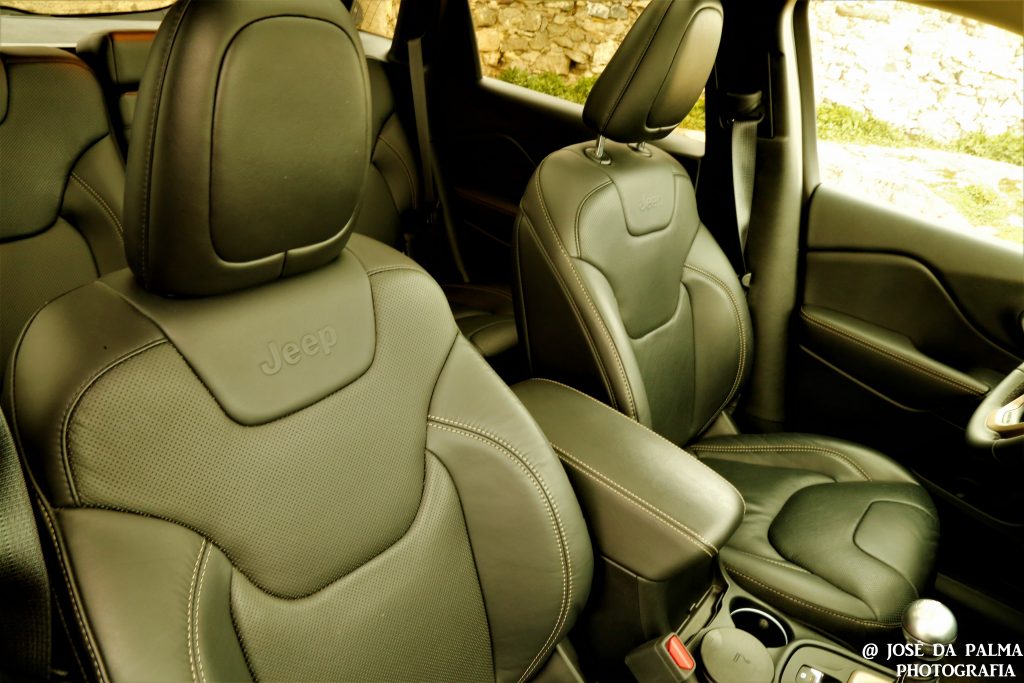 Jeep Cherokee 2.0 Multijet 140cv: Maus caminhos em classe executiva! 22