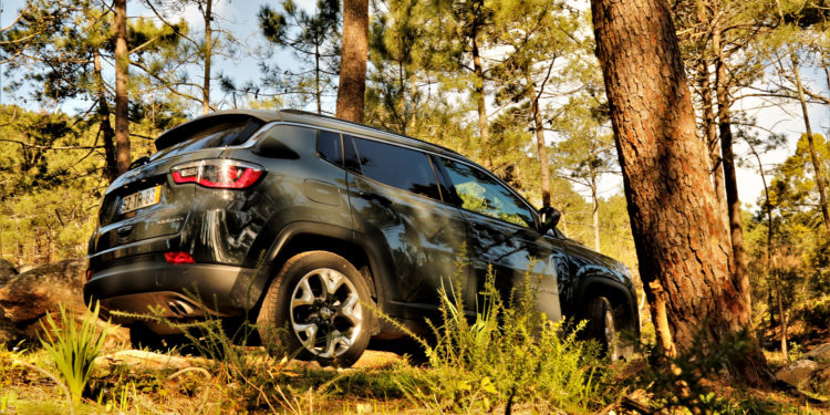 Jeep Compass 1.6 Multijet Limited: Comedido e aventureiro! 40