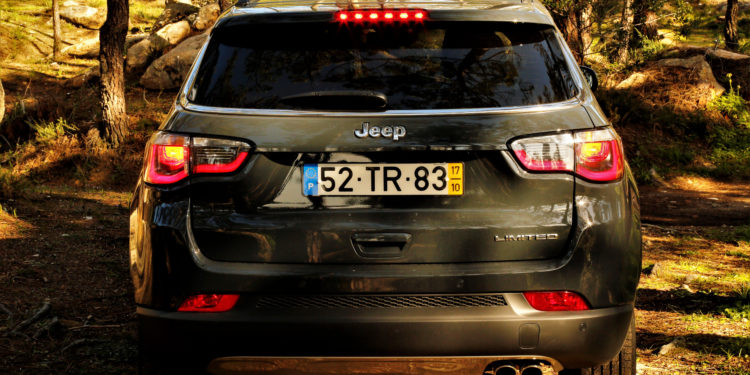 Jeep Compass 1.6 Multijet Limited: Comedido e aventureiro! 41