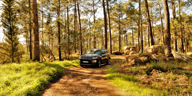 Jeep Compass 1.6 Multijet Limited: Comedido e aventureiro! 56