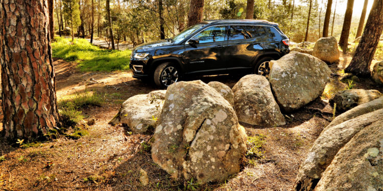 Jeep Compass 1.6 Multijet Limited: Comedido e aventureiro! 35
