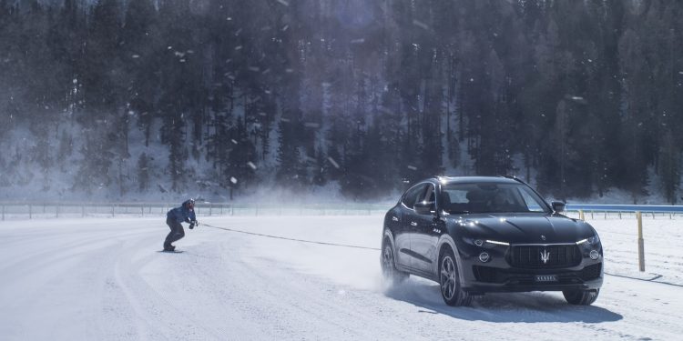 Maserati ajuda snowboarder a conseguir um recorde do Guiness! 14