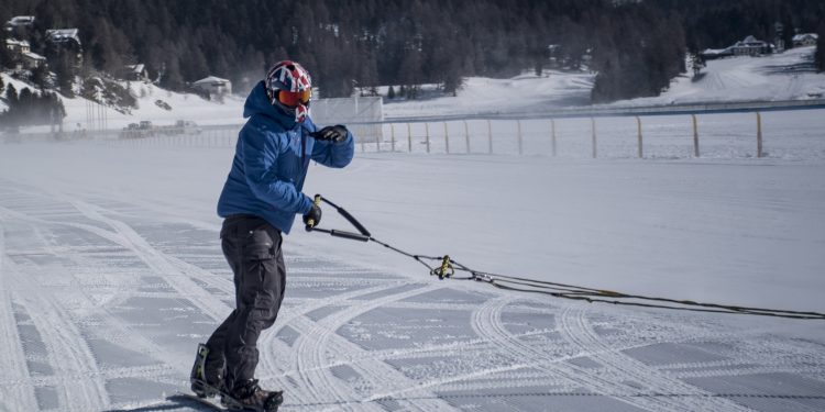 Maserati ajuda snowboarder a conseguir um recorde do Guiness! 18