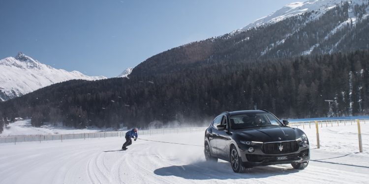 Maserati ajuda snowboarder a conseguir um recorde do Guiness! 20