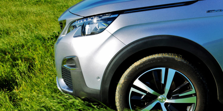 Peugeot 5008 1.6 HDI GT Line: Espaço Hi-Tech! 25