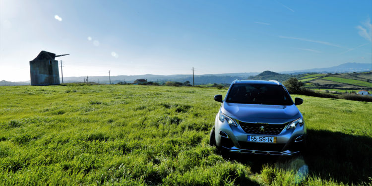 Peugeot 5008 1.6 HDI GT Line: Espaço Hi-Tech! 26
