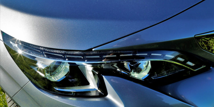 Peugeot 5008 1.6 HDI GT Line: Espaço Hi-Tech! 39