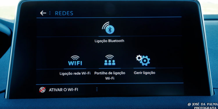 Peugeot 5008 1.6 HDI GT Line: Espaço Hi-Tech! 47