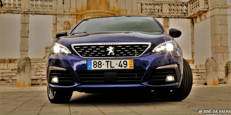 Peugeot 308 SW 1.2 Puretech GT Line: Estilo e dinâmica! 33
