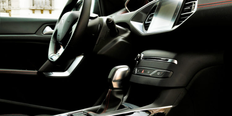 Peugeot 308 SW 1.2 Puretech GT Line: Estilo e dinâmica! 48