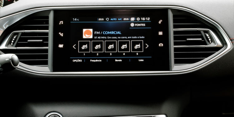Peugeot 308 SW 1.2 Puretech GT Line: Estilo e dinâmica! 58