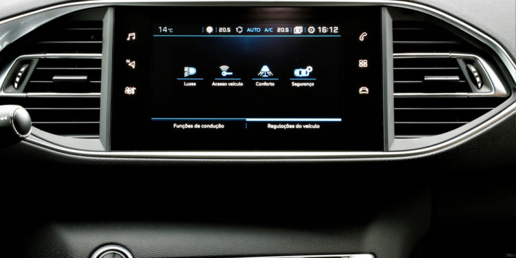 Peugeot 308 SW 1.2 Puretech GT Line: Estilo e dinâmica! 60